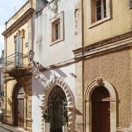 Diffuso Dimora Rossi Charme Hotel